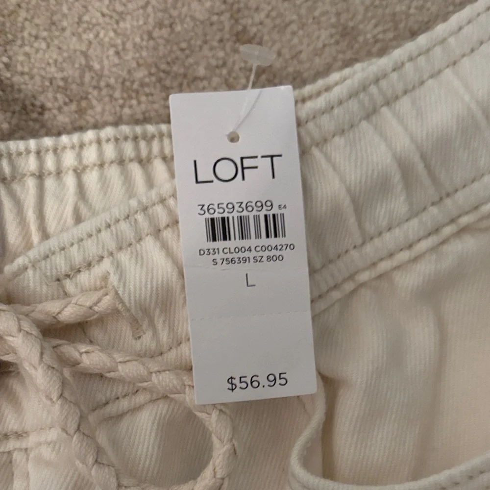 LOFT Women's High Waist Tan Shorts - Denim - Picture 2 of 4